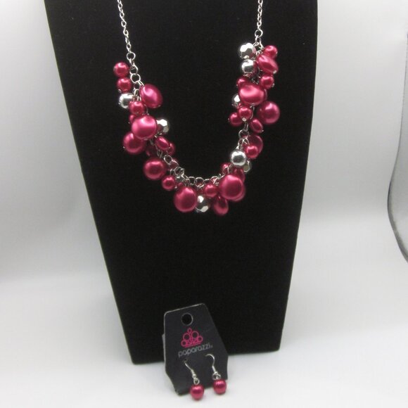 Paparazzi Fuchsia Pink & Silver Tone Set - Picture 1 of 3